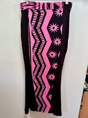 Missing Polynesia Long Skirt Size 1 Waist 28” Waist To Hem 39” Stretch Comfy NWT